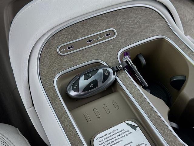 Hyundai Palisade Vehicle Full-screen Gallery Image 21