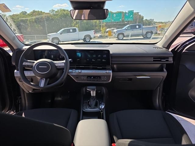 Hyundai Kona Vehicle Full-screen Gallery Image 10