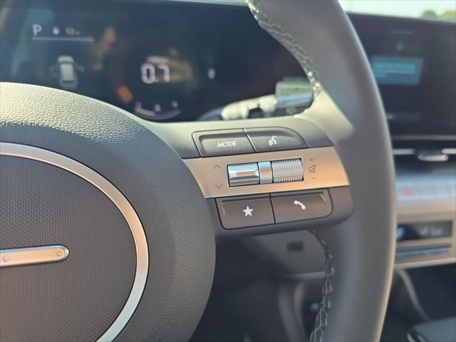 Hyundai Kona Vehicle Full-screen Gallery Image 14