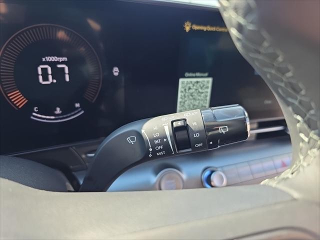 Hyundai Kona Vehicle Full-screen Gallery Image 15