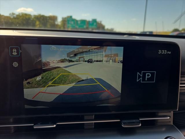 Hyundai Kona Vehicle Full-screen Gallery Image 18