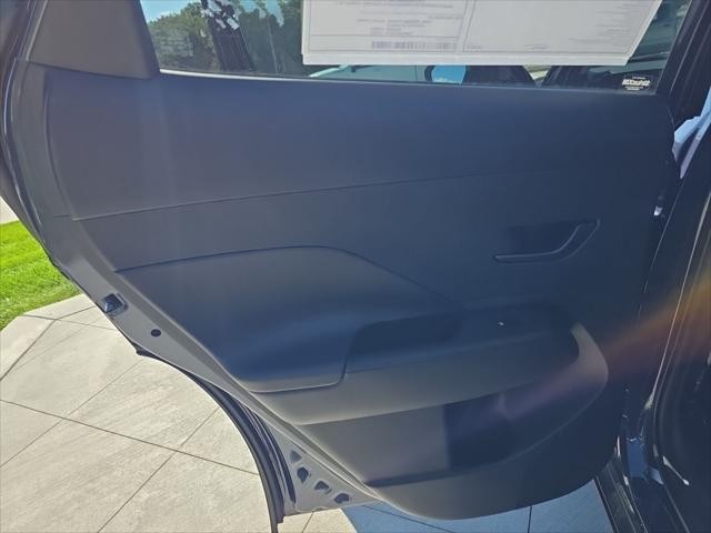 Hyundai Kona Vehicle Full-screen Gallery Image 25