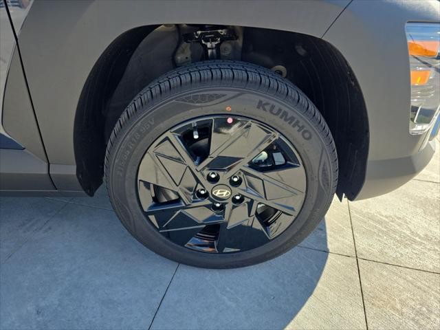 Hyundai Kona Vehicle Full-screen Gallery Image 31