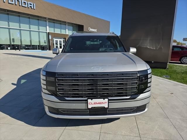 Hyundai Palisade Vehicle Full-screen Gallery Image 2