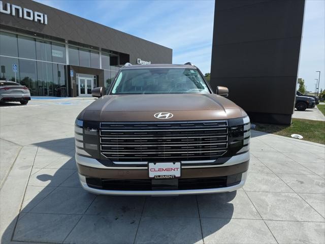 Hyundai Palisade Vehicle Full-screen Gallery Image 2