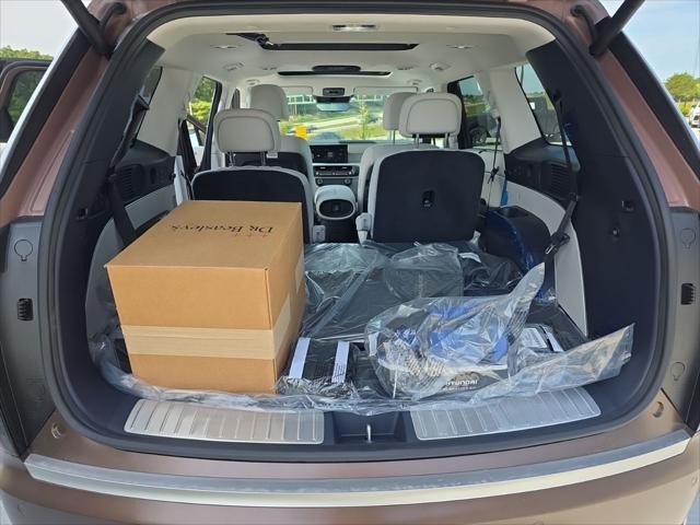 Hyundai Palisade Vehicle Full-screen Gallery Image 9