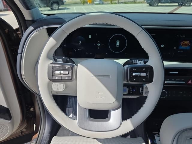 Hyundai Palisade Vehicle Full-screen Gallery Image 12