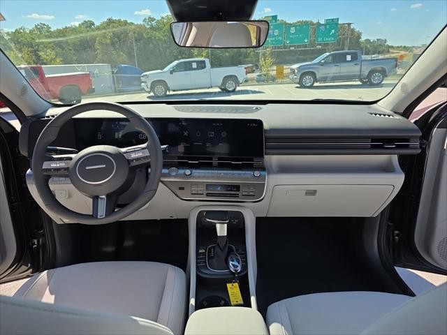 Hyundai Kona Vehicle Full-screen Gallery Image 10