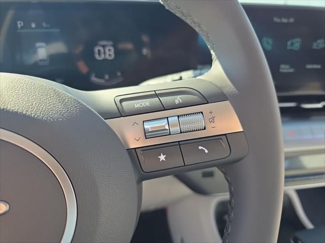 Hyundai Kona Vehicle Full-screen Gallery Image 14