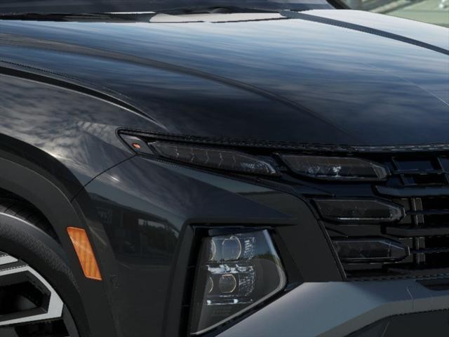 Hyundai Tucson Hybrid Vehicle Full-screen Gallery Image 9