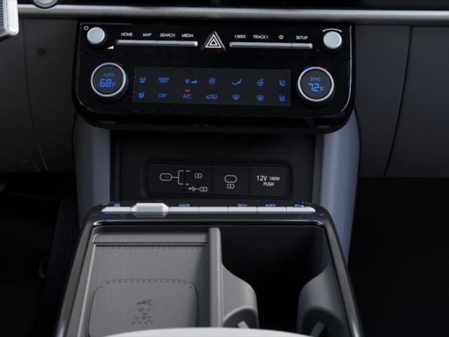 Hyundai Tucson Hybrid Vehicle Full-screen Gallery Image 16