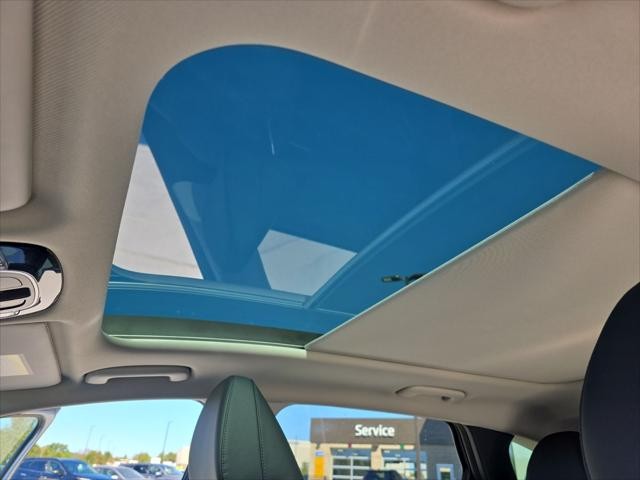 Hyundai Tucson Hybrid Vehicle Full-screen Gallery Image 23