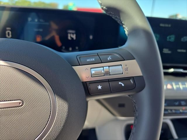 Hyundai Kona Vehicle Full-screen Gallery Image 14