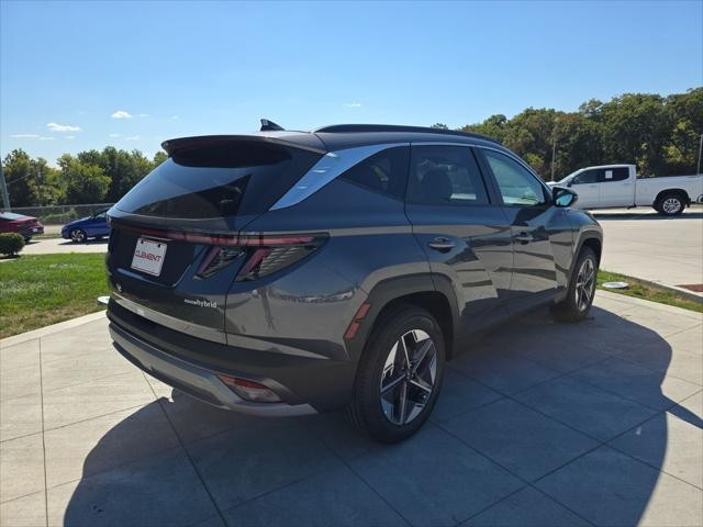 Hyundai Tucson Hybrid Vehicle Full-screen Gallery Image 6