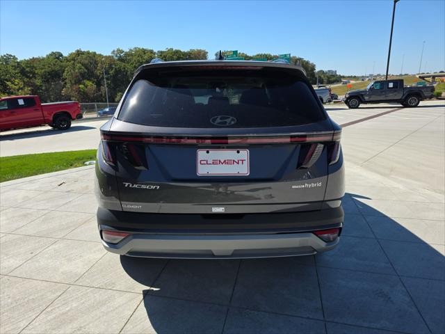 Hyundai Tucson Hybrid Vehicle Full-screen Gallery Image 7