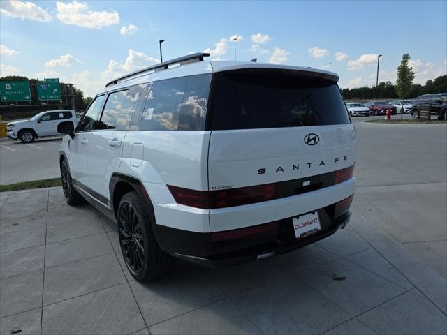 Hyundai Santa Fe Vehicle Full-screen Gallery Image 8