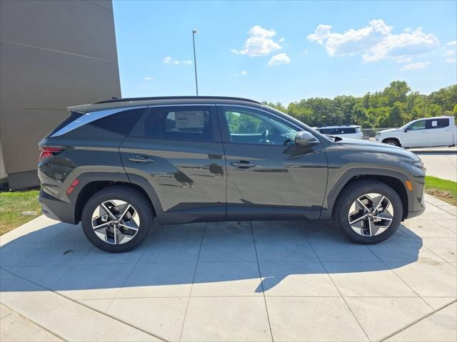 Hyundai Tucson Vehicle Full-screen Gallery Image 4