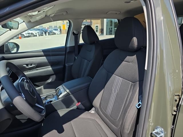 Hyundai Tucson Vehicle Full-screen Gallery Image 26