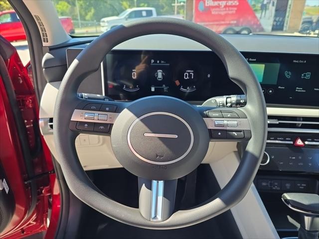 Hyundai Tucson Vehicle Full-screen Gallery Image 12