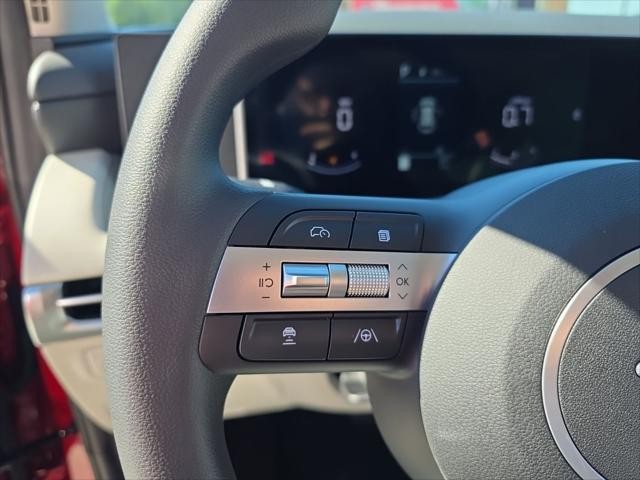 Hyundai Tucson Vehicle Full-screen Gallery Image 13