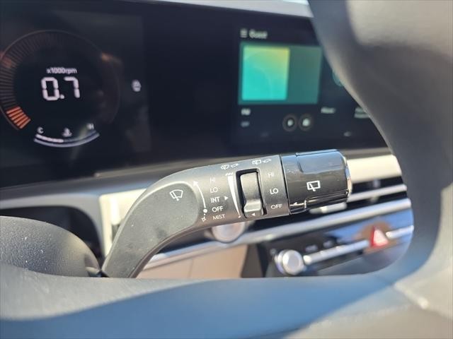 Hyundai Tucson Vehicle Full-screen Gallery Image 15