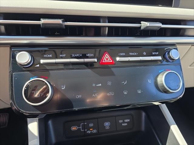 Hyundai Tucson Vehicle Full-screen Gallery Image 19