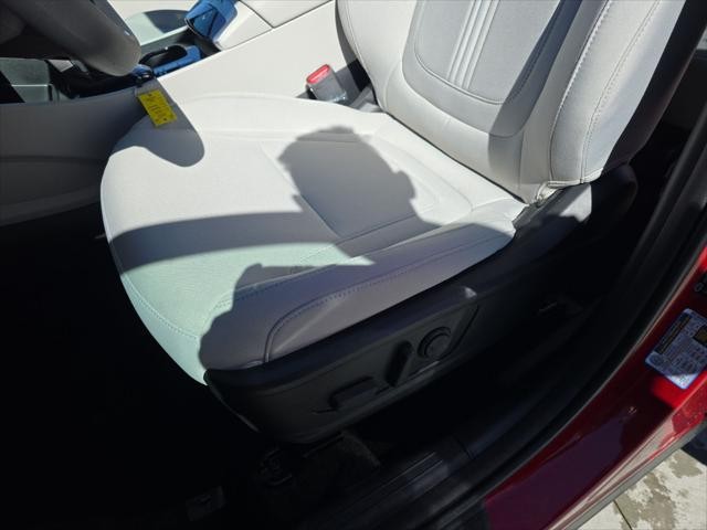 Hyundai Tucson Vehicle Full-screen Gallery Image 23