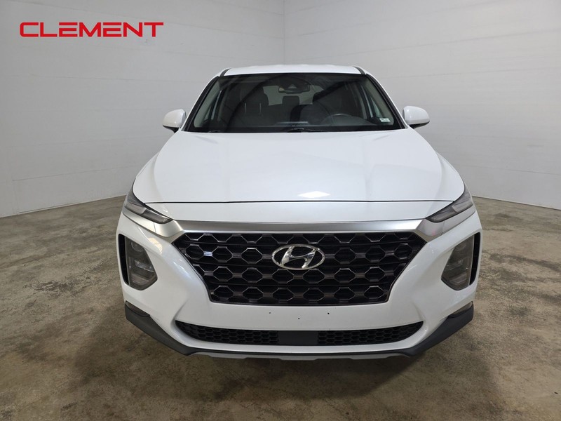 Hyundai Santa Fe Vehicle Image 02