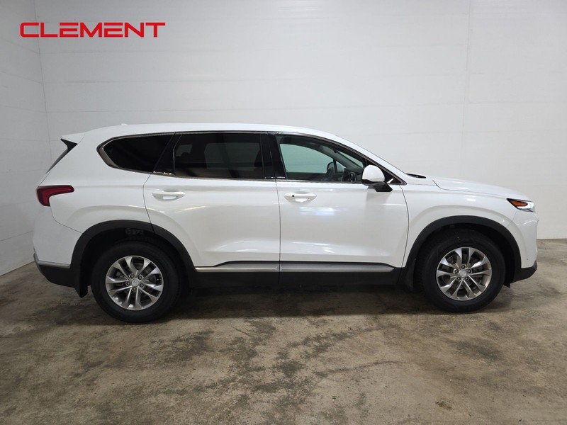 Hyundai Santa Fe Vehicle Image 04