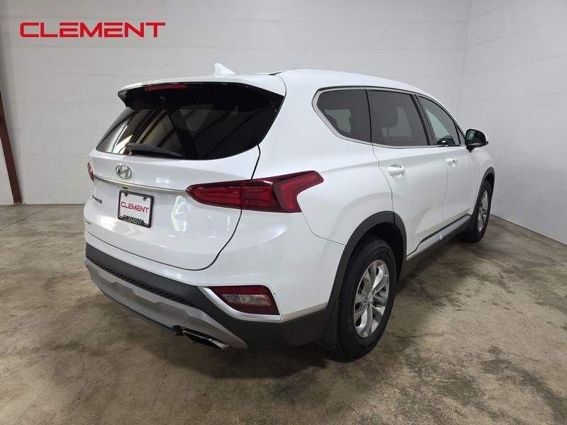 Hyundai Santa Fe Vehicle Image 06
