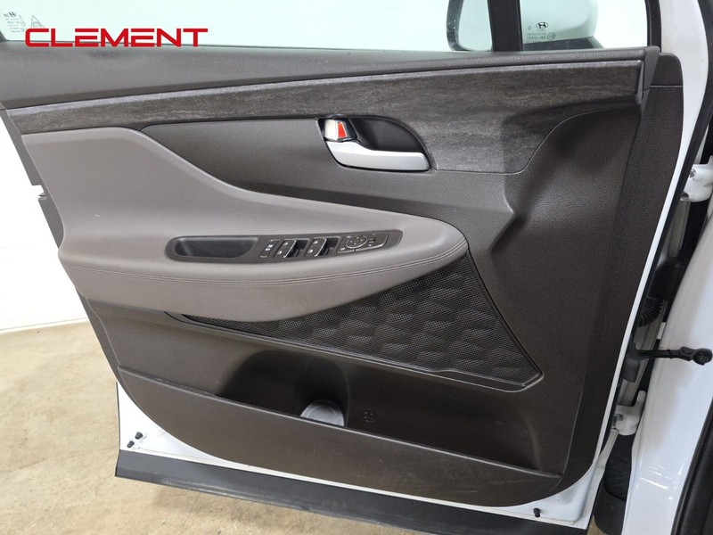 Hyundai Santa Fe Vehicle Image 23
