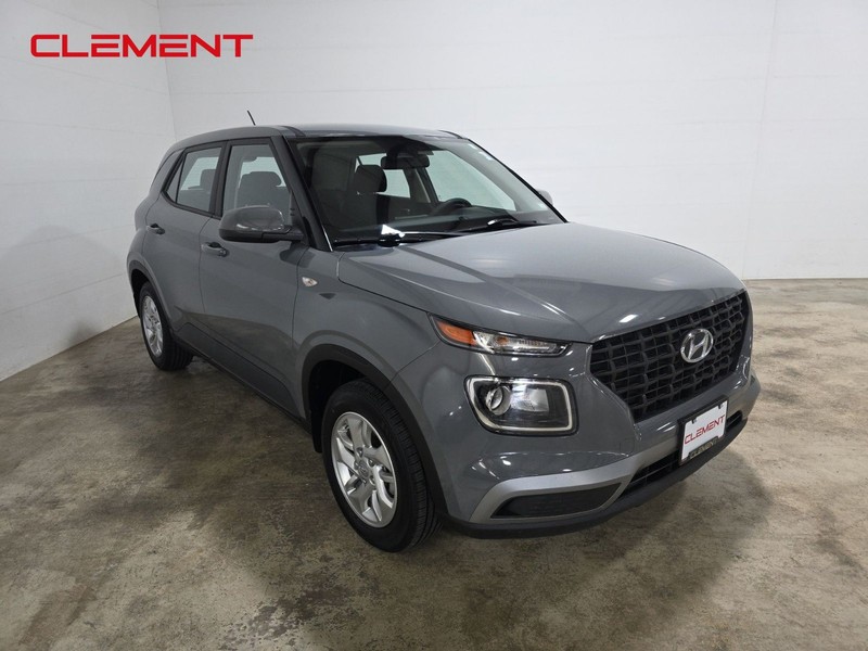 Hyundai Venue Vehicle Image 03