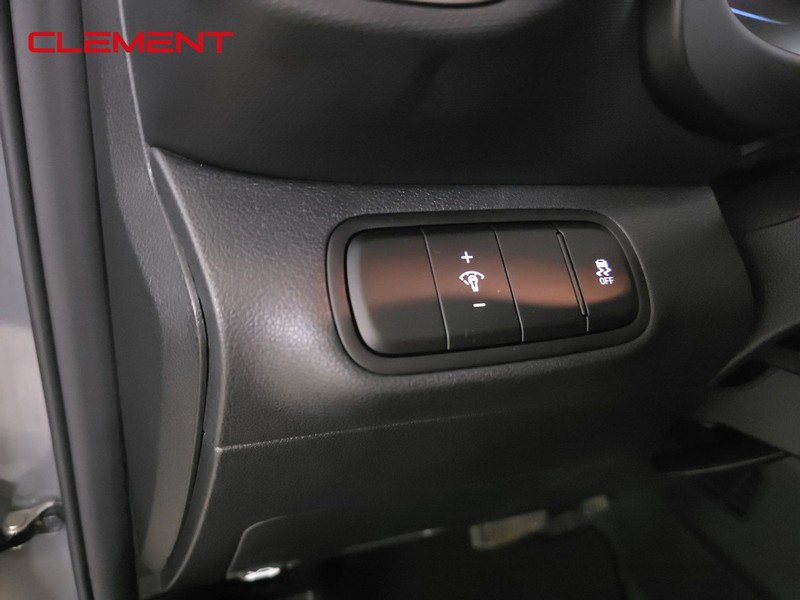 Hyundai Venue Vehicle Image 10