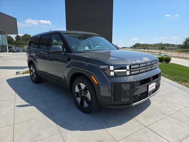 Hyundai Santa Fe Hybrid Vehicle Full-screen Gallery Image 3