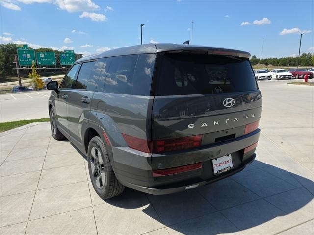 Hyundai Santa Fe Hybrid Vehicle Full-screen Gallery Image 8