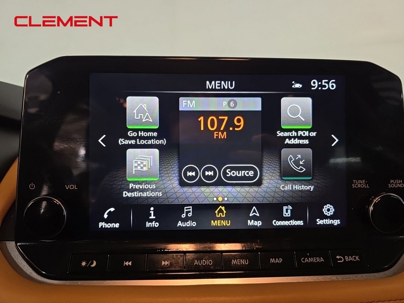 Nissan Rogue Vehicle Image 18