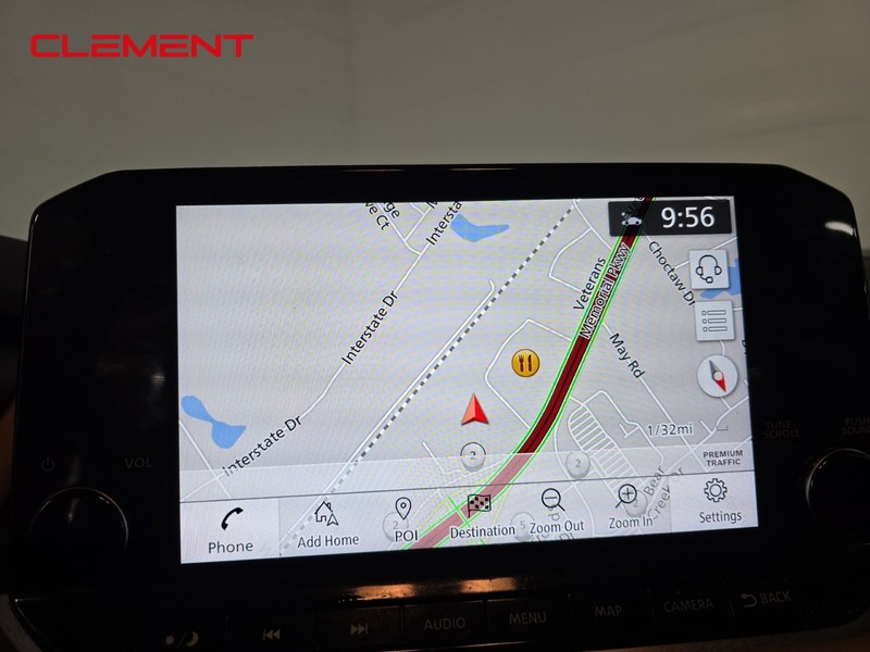 Nissan Rogue Vehicle Image 19