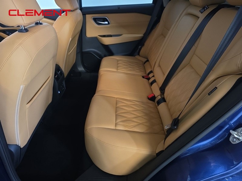 Nissan Rogue Vehicle Image 31