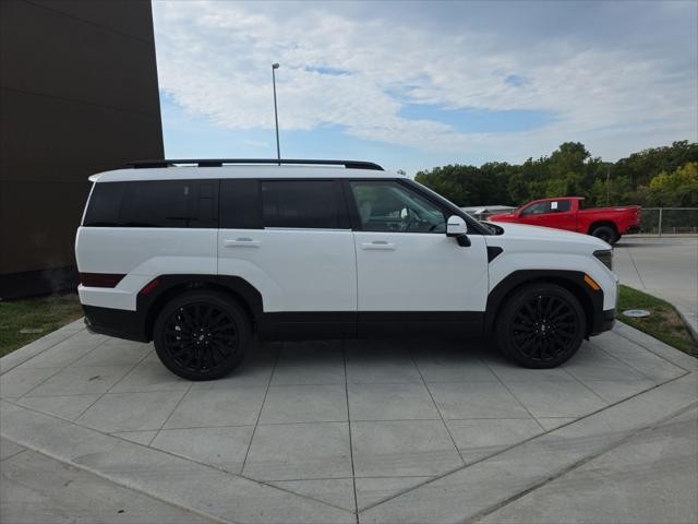 Hyundai Santa Fe Vehicle Full-screen Gallery Image 4