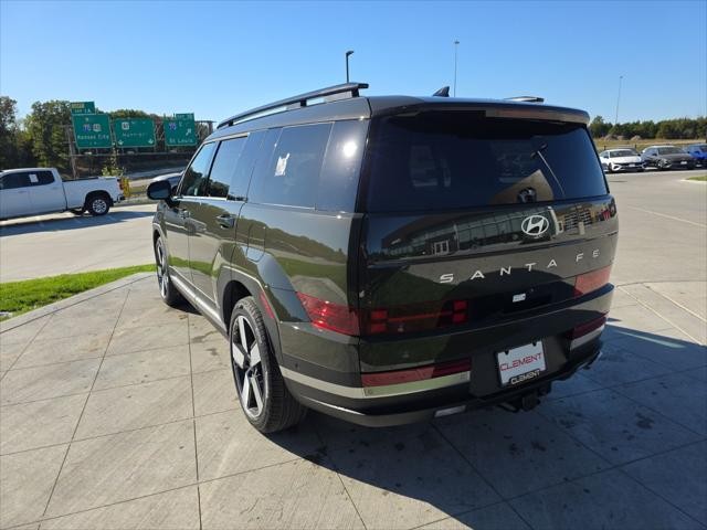 Hyundai Santa Fe Vehicle Full-screen Gallery Image 8