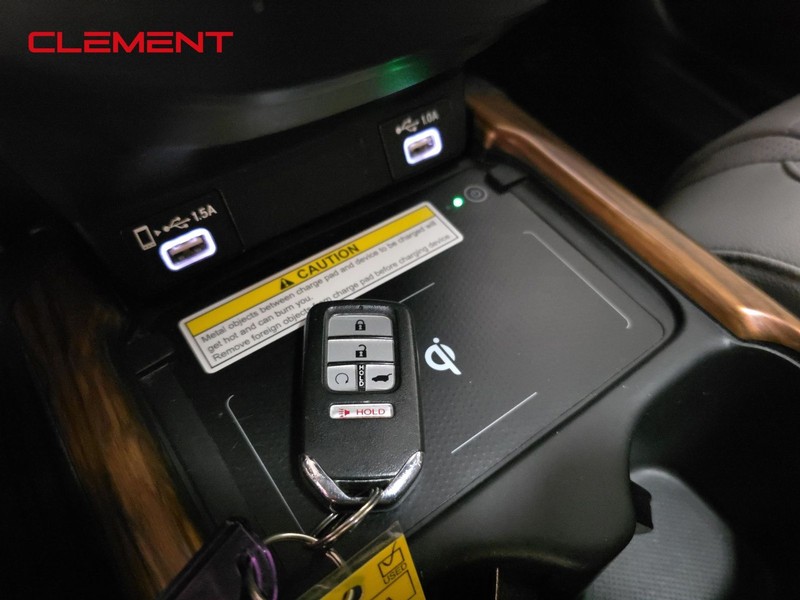 Honda CR-V Hybrid Vehicle Image 22