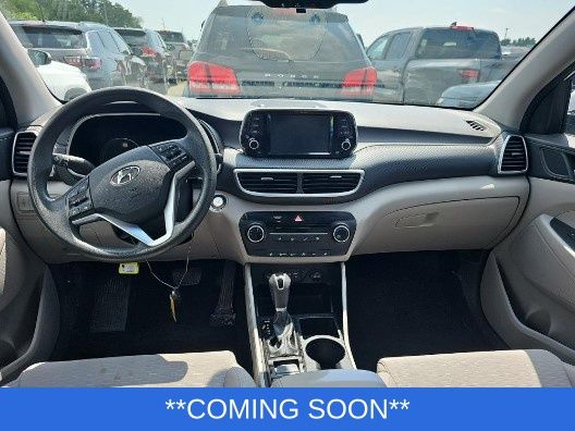 Hyundai Tucson Vehicle Image 03