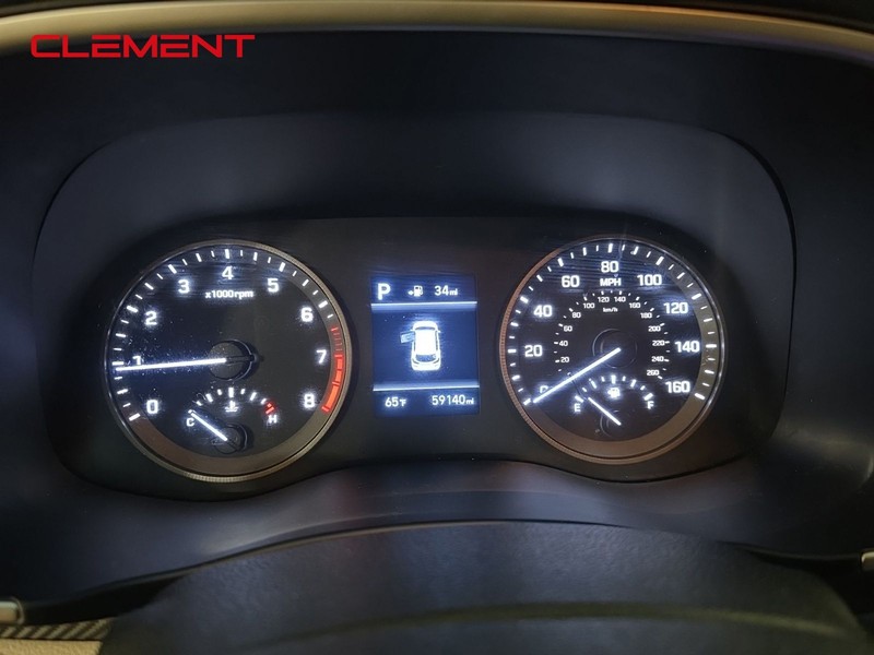 Hyundai Tucson Vehicle Image 16
