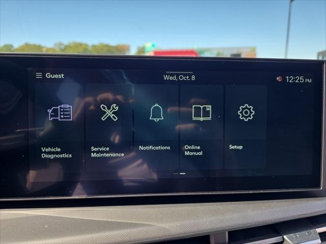 Hyundai Santa Fe Hybrid Vehicle Full-screen Gallery Image 20