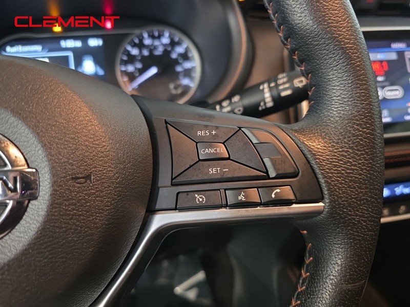 Nissan Kicks Vehicle Image 14