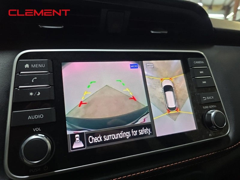 Nissan Kicks Vehicle Image 18