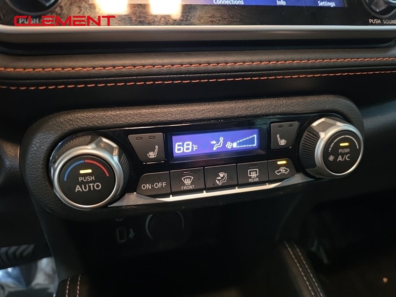Nissan Kicks Vehicle Image 19