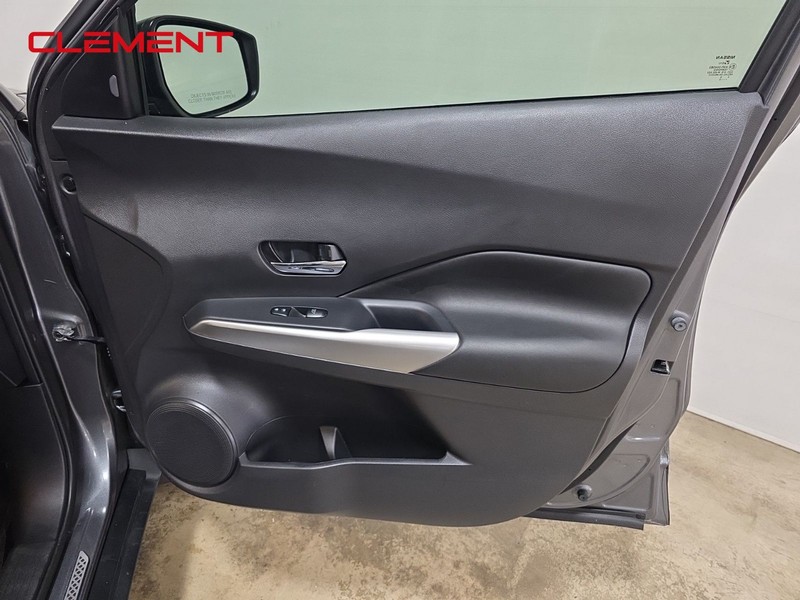 Nissan Kicks Vehicle Image 31