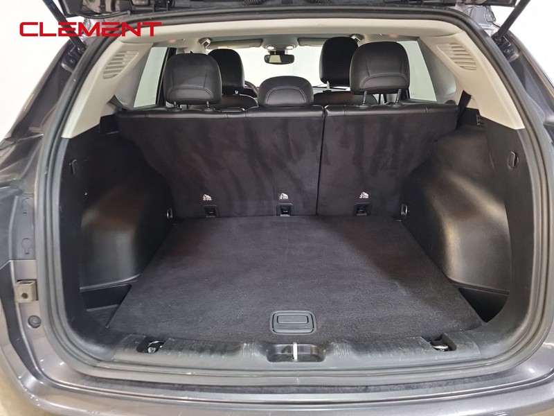 Jeep Compass Vehicle Image 10