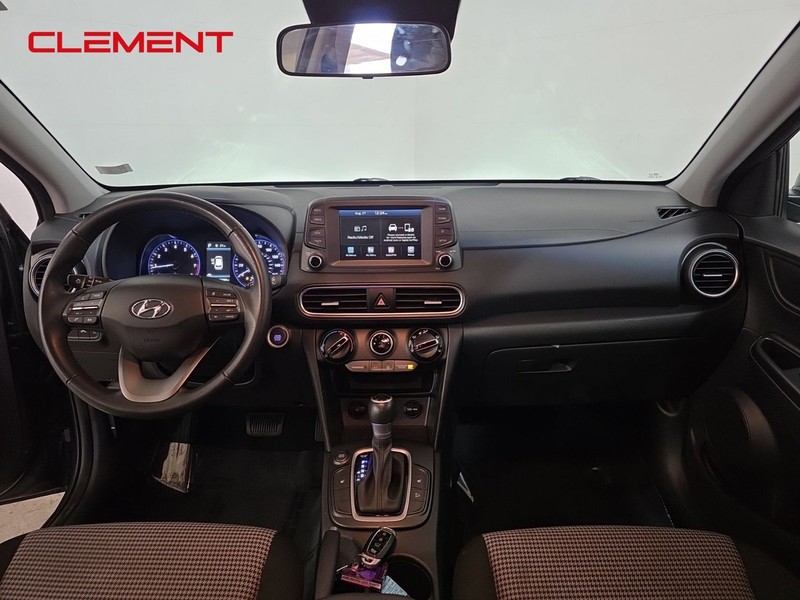 Hyundai Kona Vehicle Image 10